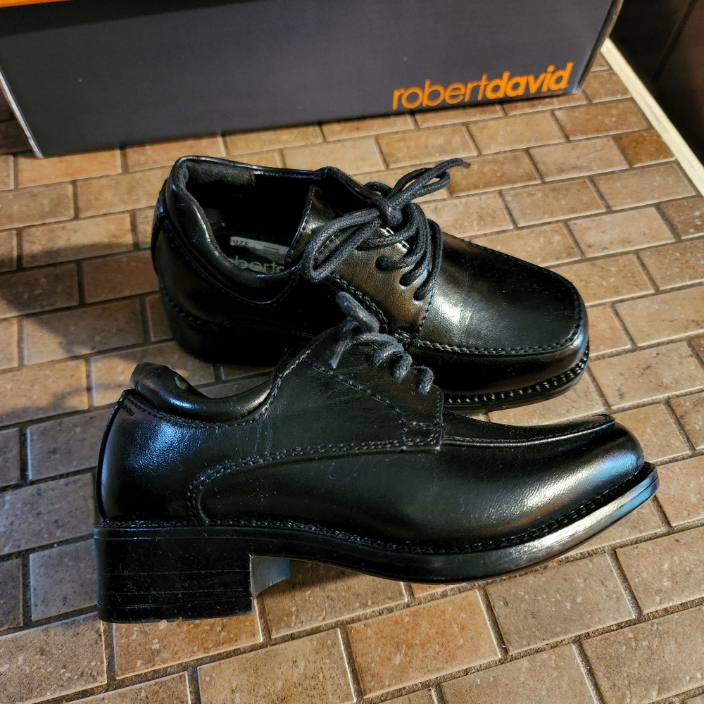 Boys black dress shoes
